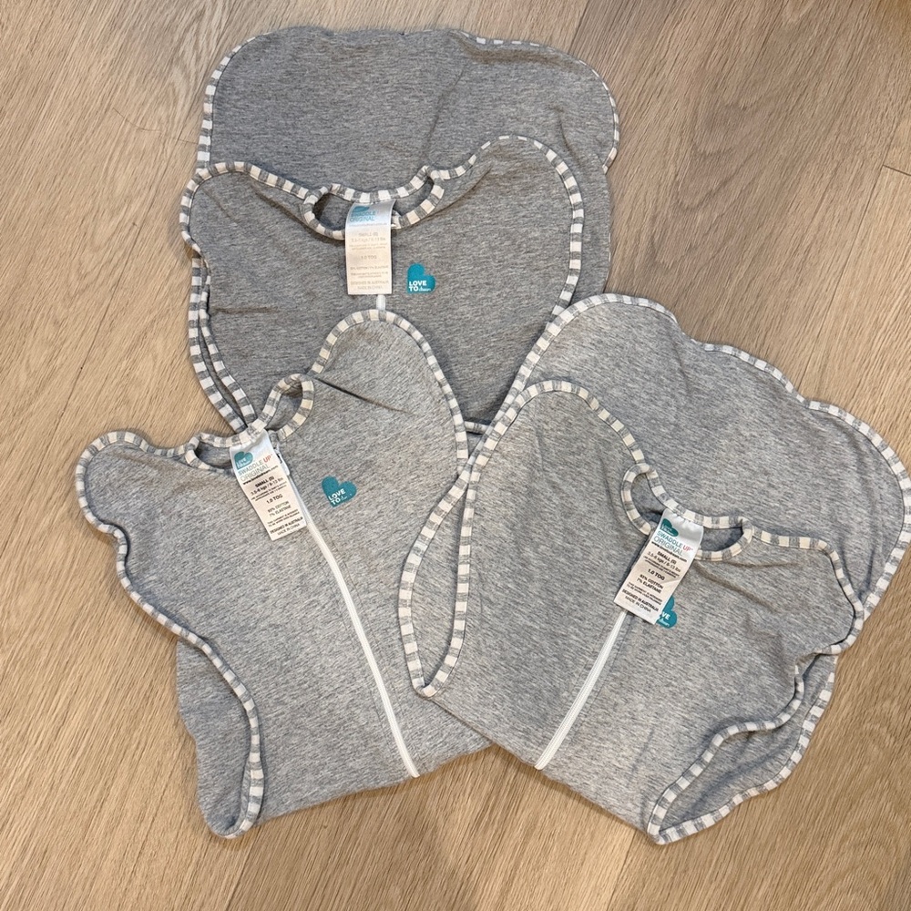 Love to Dream arms up swaddle - size small pack of 3